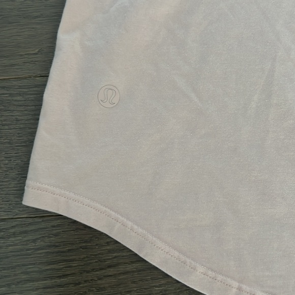 Lululemon blush pink tank top - Picture 3 of 3